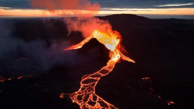 反思：湯加海底火山噴發(fā)，通信被毀全境失聯(lián)